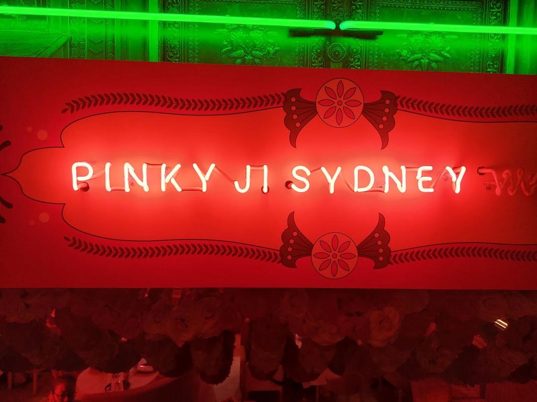 Happy Hour at Pinky Ji 🍹